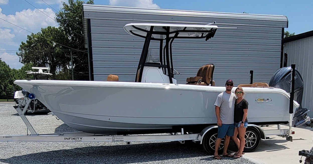 Mosher Family on their new 2023  Sea Hunt Ultra 234!